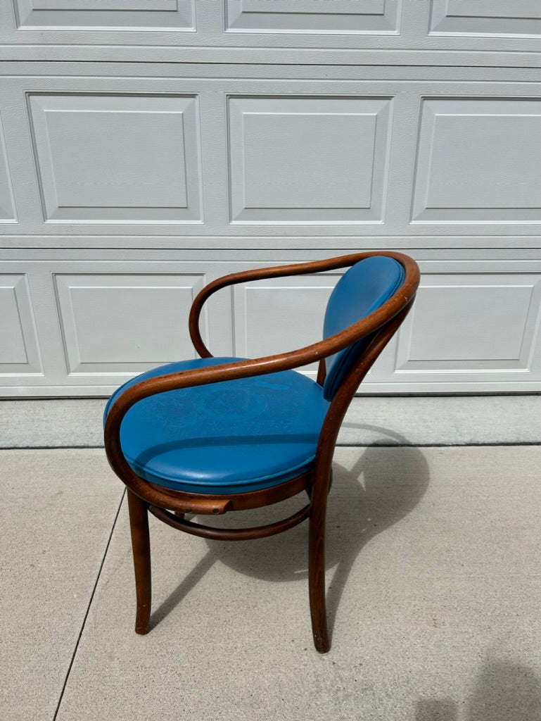 Original Thonet 209 Dining Chair