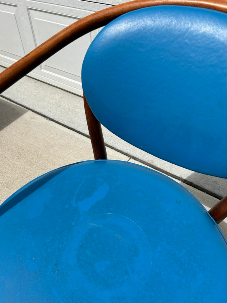 Original Thonet 209 Dining Chair