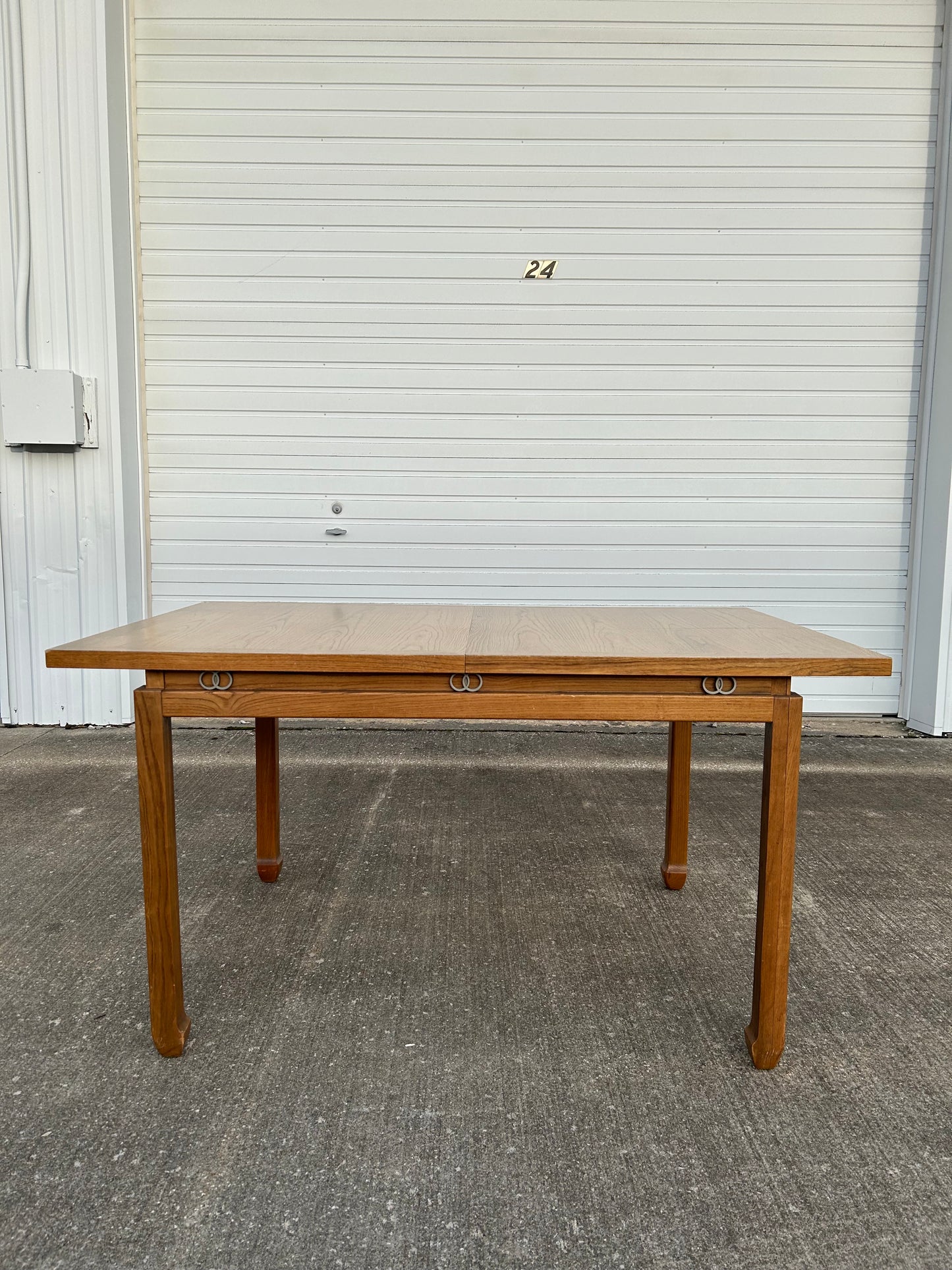Mid Century Modern Dining table American of Martinsville