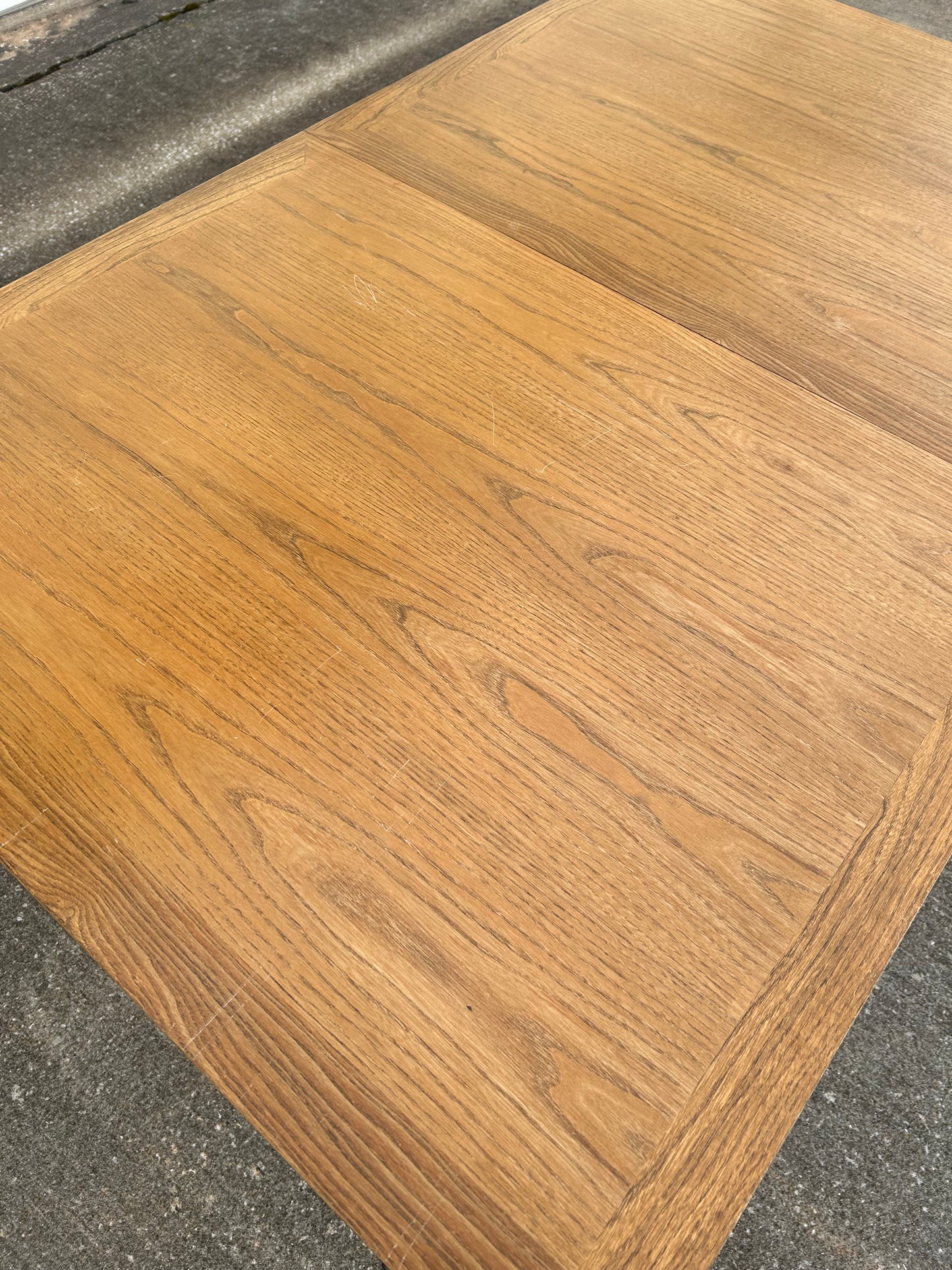 Mid Century Modern Dining table American of Martinsville
