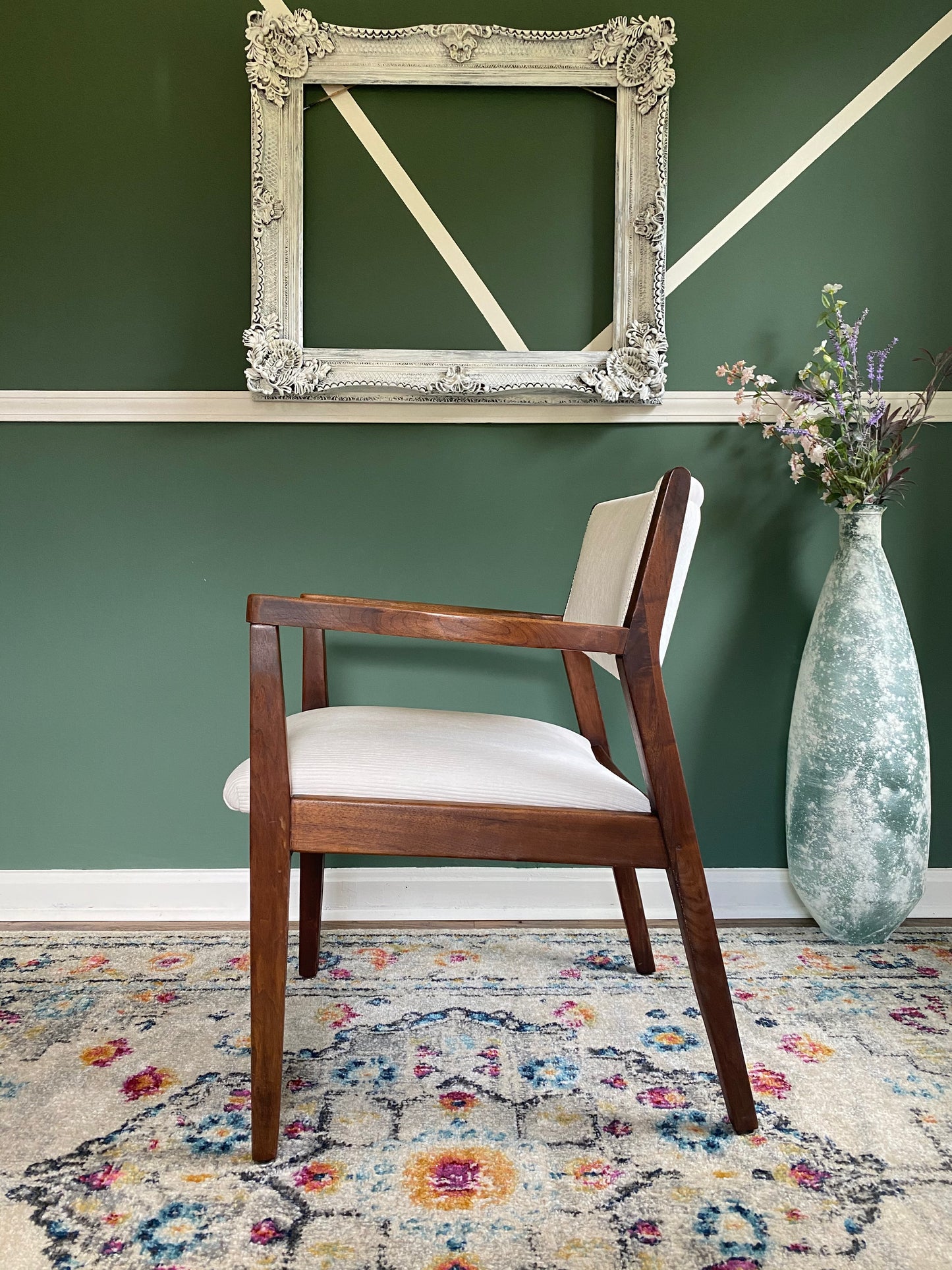 Jens Risom Style Mid-Century Modern Danish Armchair