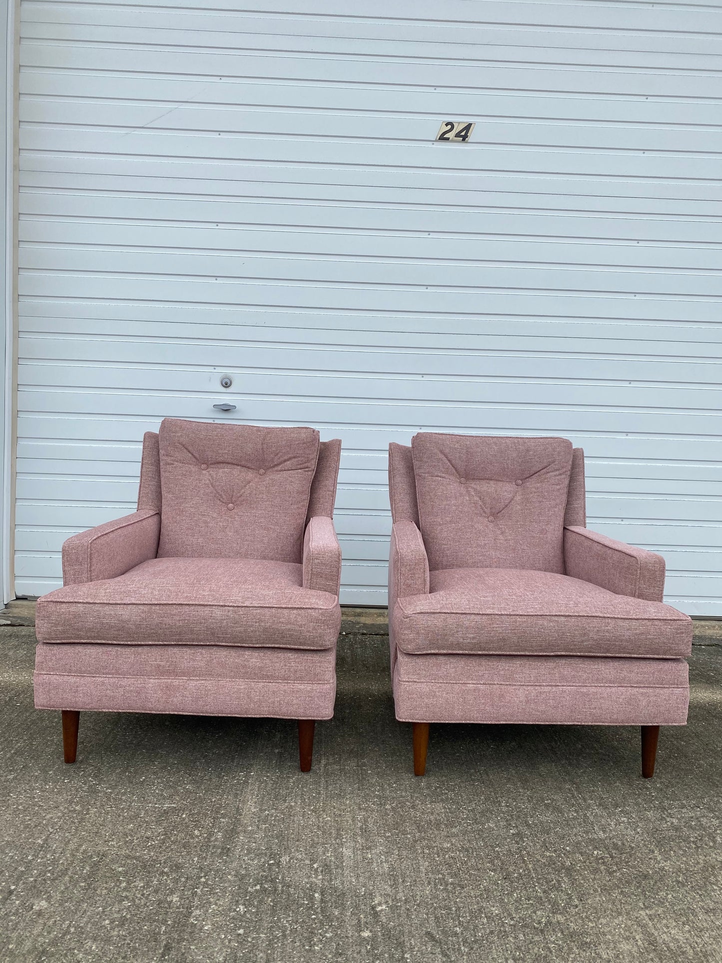 Pair of Reupholstered 1960s Flair Club Chairs by Bernhardt