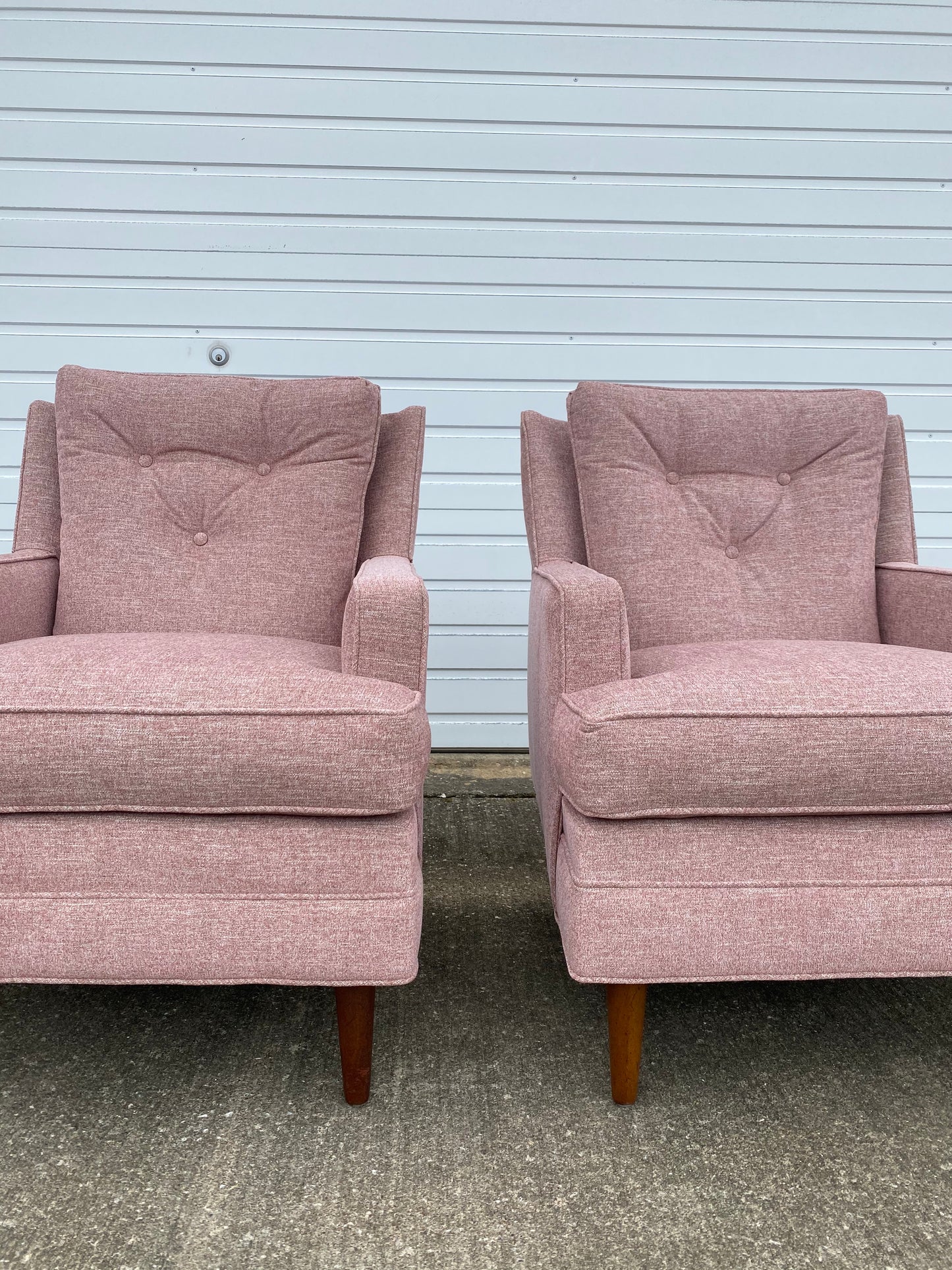 Pair of Reupholstered 1960s Flair Club Chairs by Bernhardt