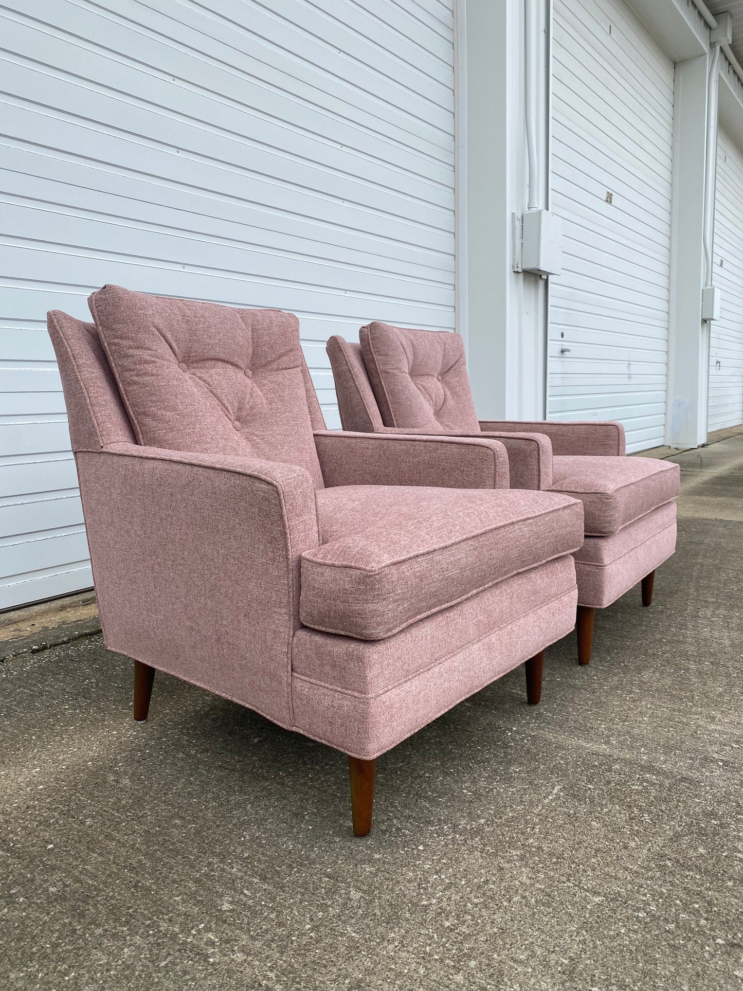 Pair of Reupholstered 1960s Flair Club Chairs by Bernhardt