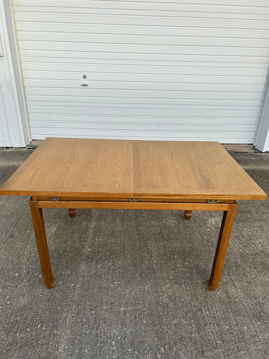 Mid Century Modern Dining table American of Martinsville