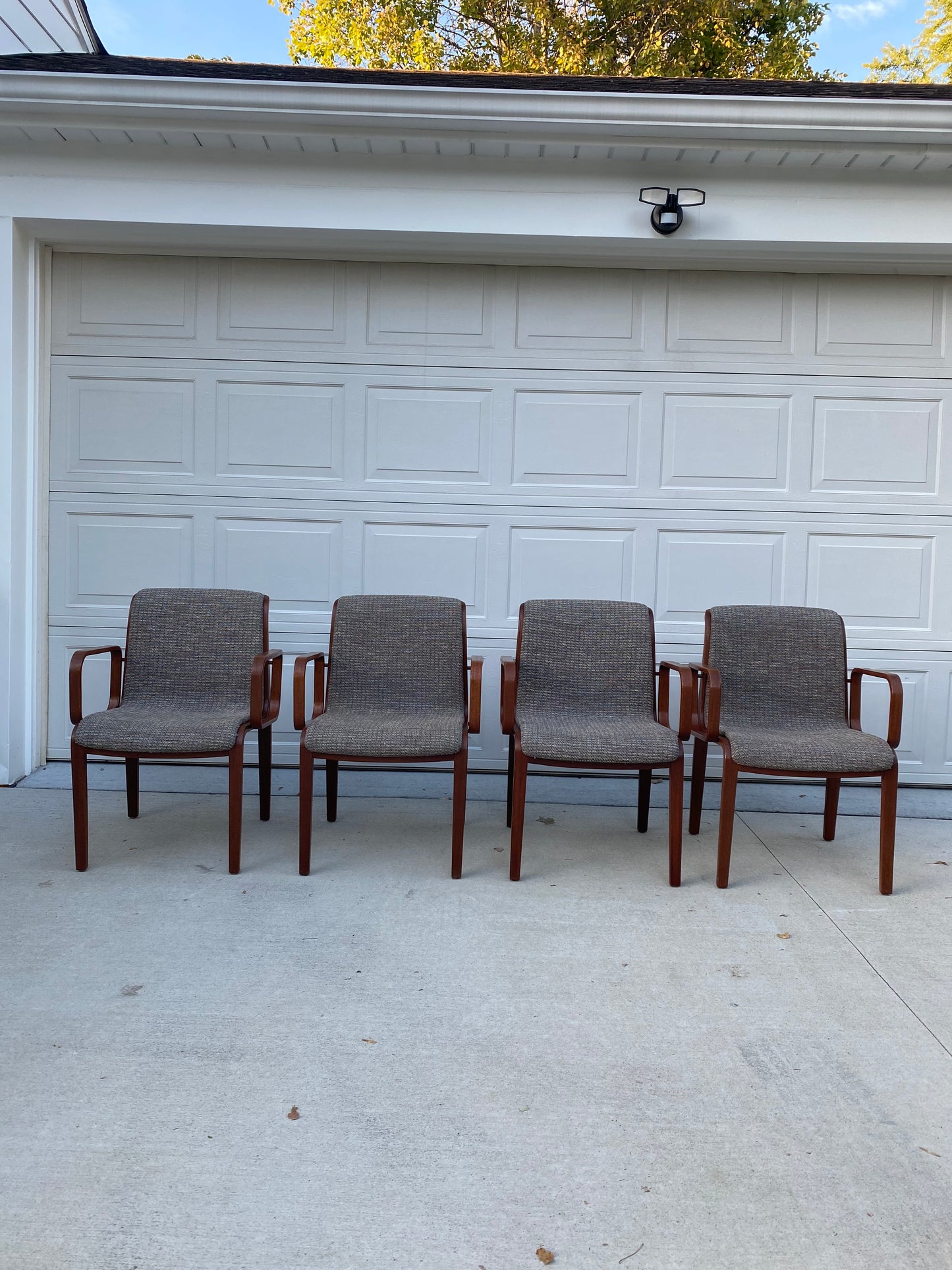 Set of 4 1970s Walnut Knoll Bill Stephens Arm Chairs