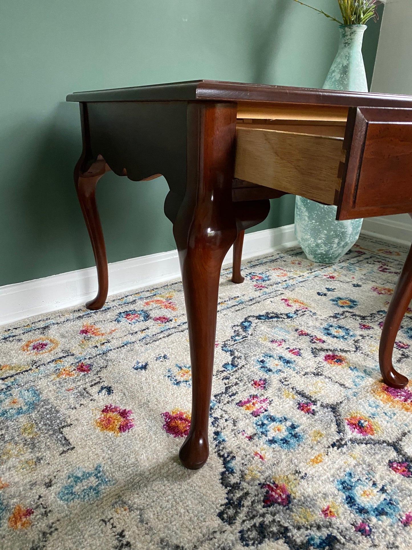 Late 20th Century Bassett End Table/Nightstand Solid Cherry