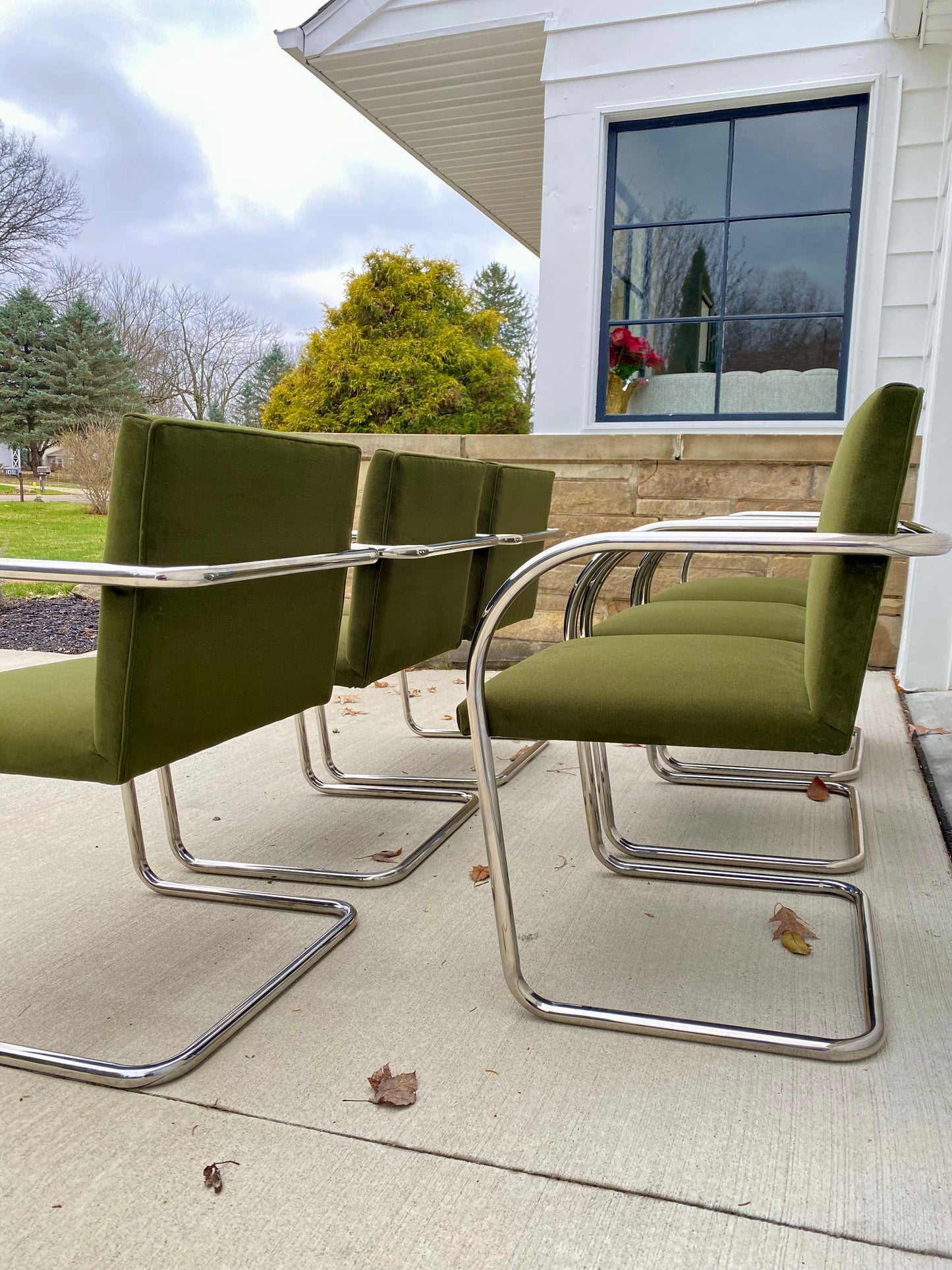 Set of 6 Chrome Mies van der Rohe Tubular Brno Chairs by Knoll in Green Velvet